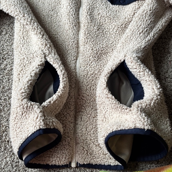 Columbia Size L Cream Sherpa Jacket with Breast Pocket - Picture 4 of 7